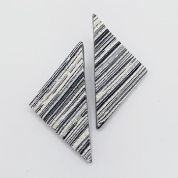  Καρφωτά Σκουλαρίκια Τρίγωνα Ασπρόμαυρο Ριγέ Μοτίβο (Σαγρέ)