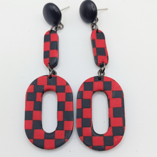 Σκουλαρίκια Κρεμαστά Μακρόστενα, Κόκκινο-Μαύρο Σκακιέρα