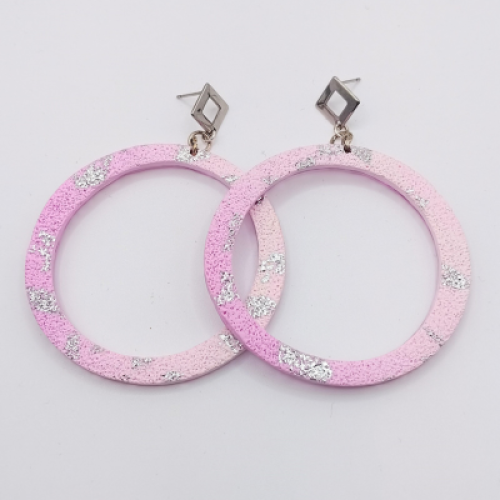 Σκουλαρίκια κρίκοι ροζ όμπρε με ασημί λάμψη